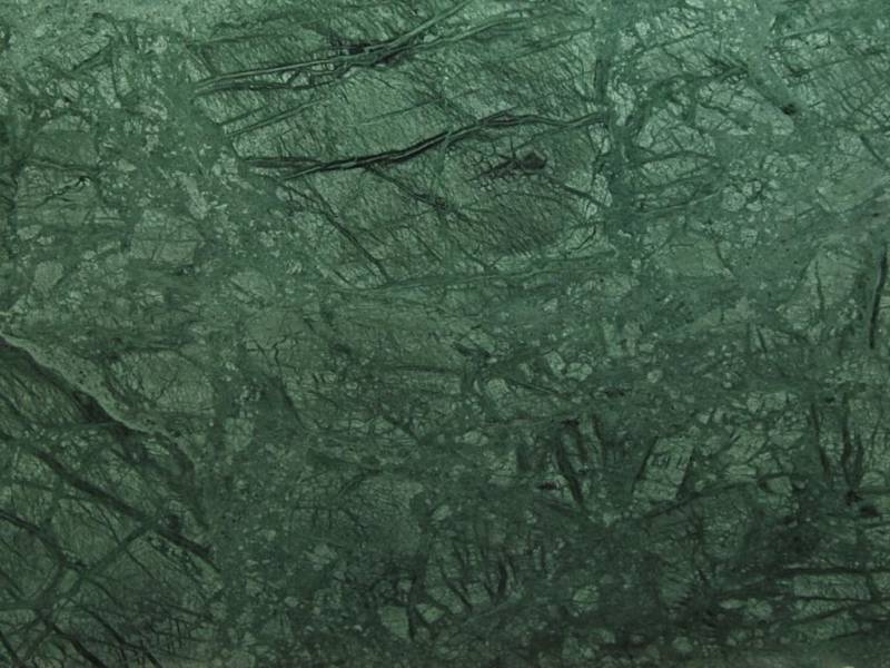 Marbre vert guatemala pour décorer sa salle de bain à marseille dans les bouches du rhône