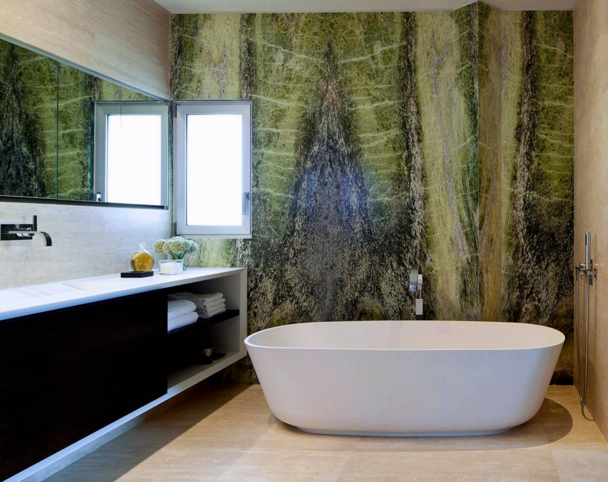 Panneaux muraux de salle de bains en marbre vert Irish Green